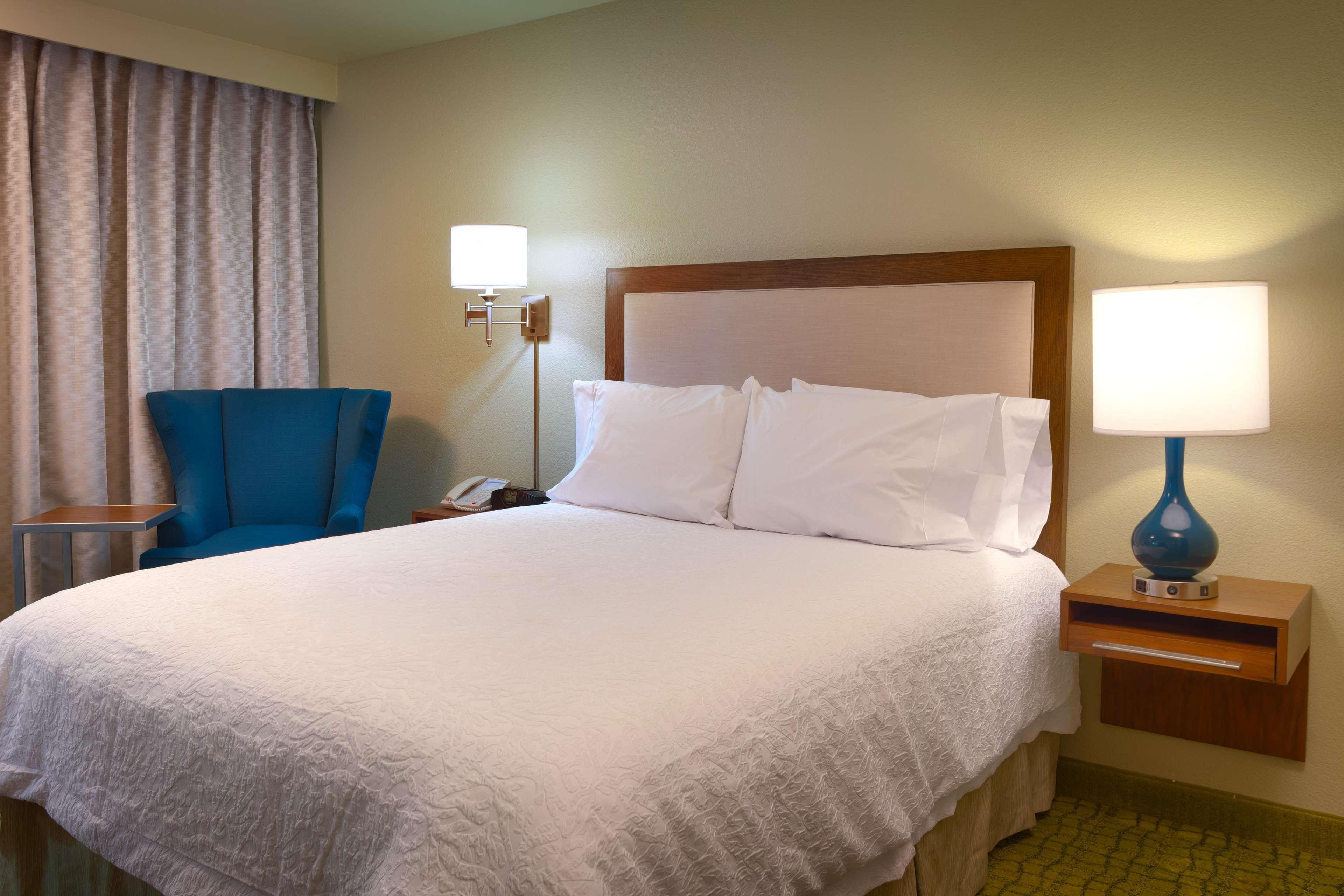 Hampton Inn By Hilton Irvine East - Лейк-Форест Экстерьер фото