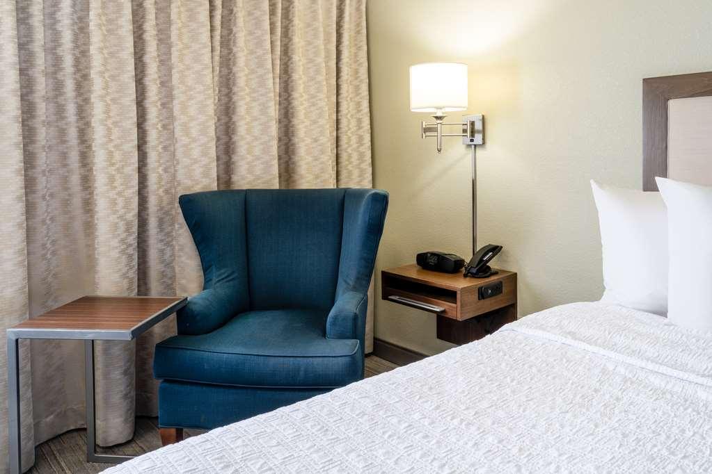 Hampton Inn By Hilton Irvine East - Лейк-Форест Номер фото