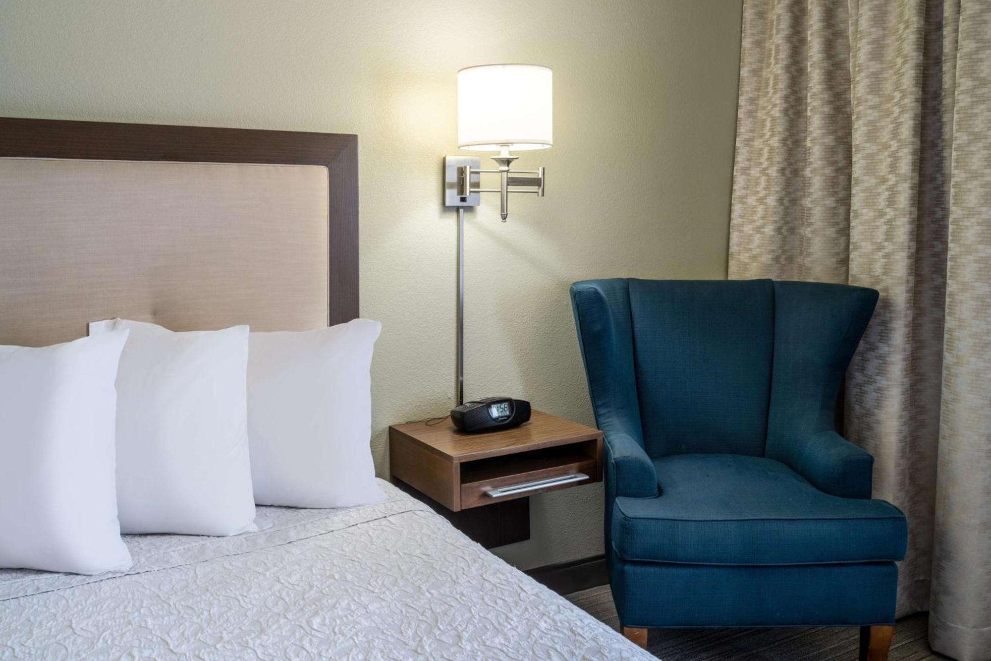 Hampton Inn By Hilton Irvine East - Лейк-Форест Экстерьер фото